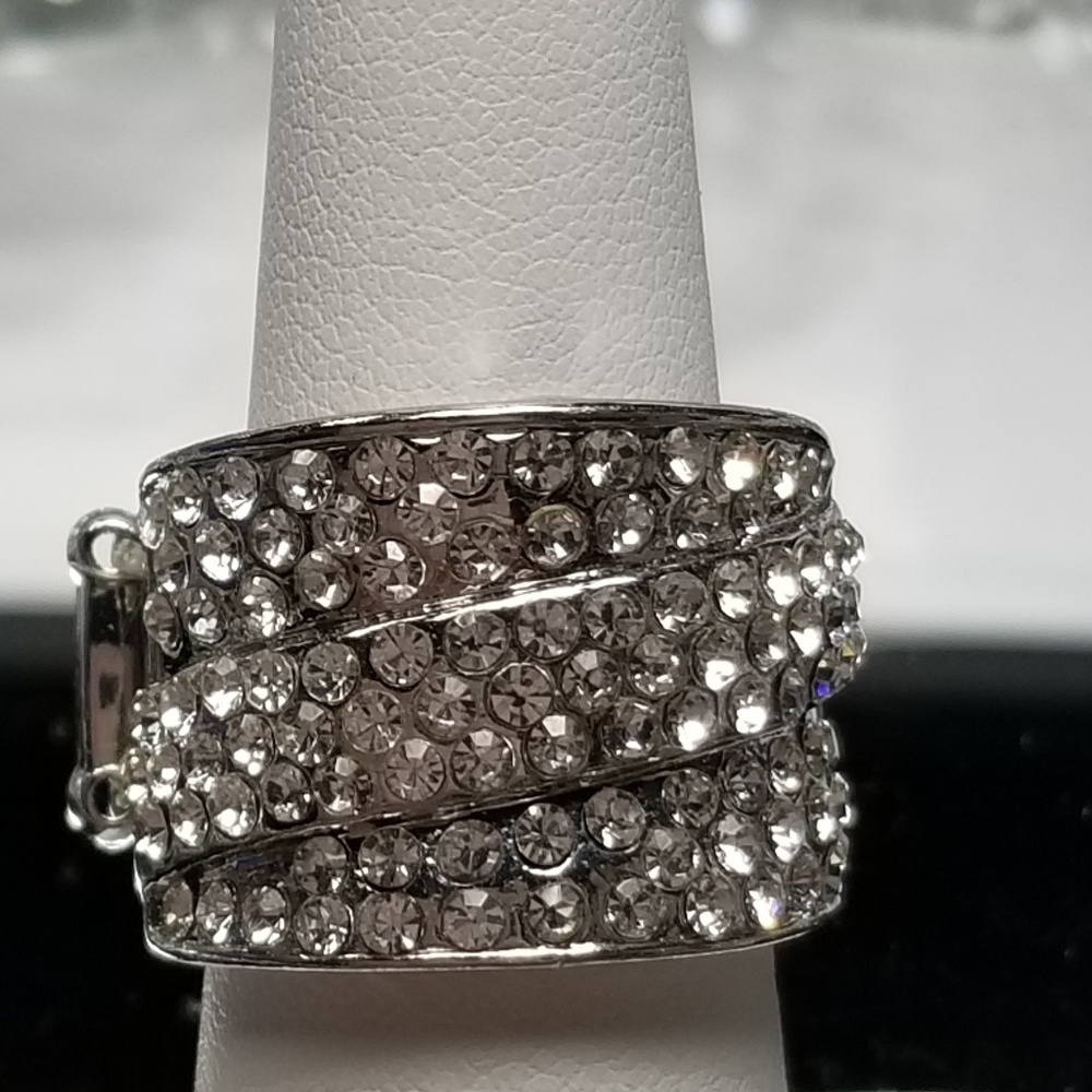 Crystal Ring